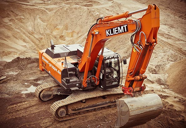 工程机械保养手册:挖掘机篇